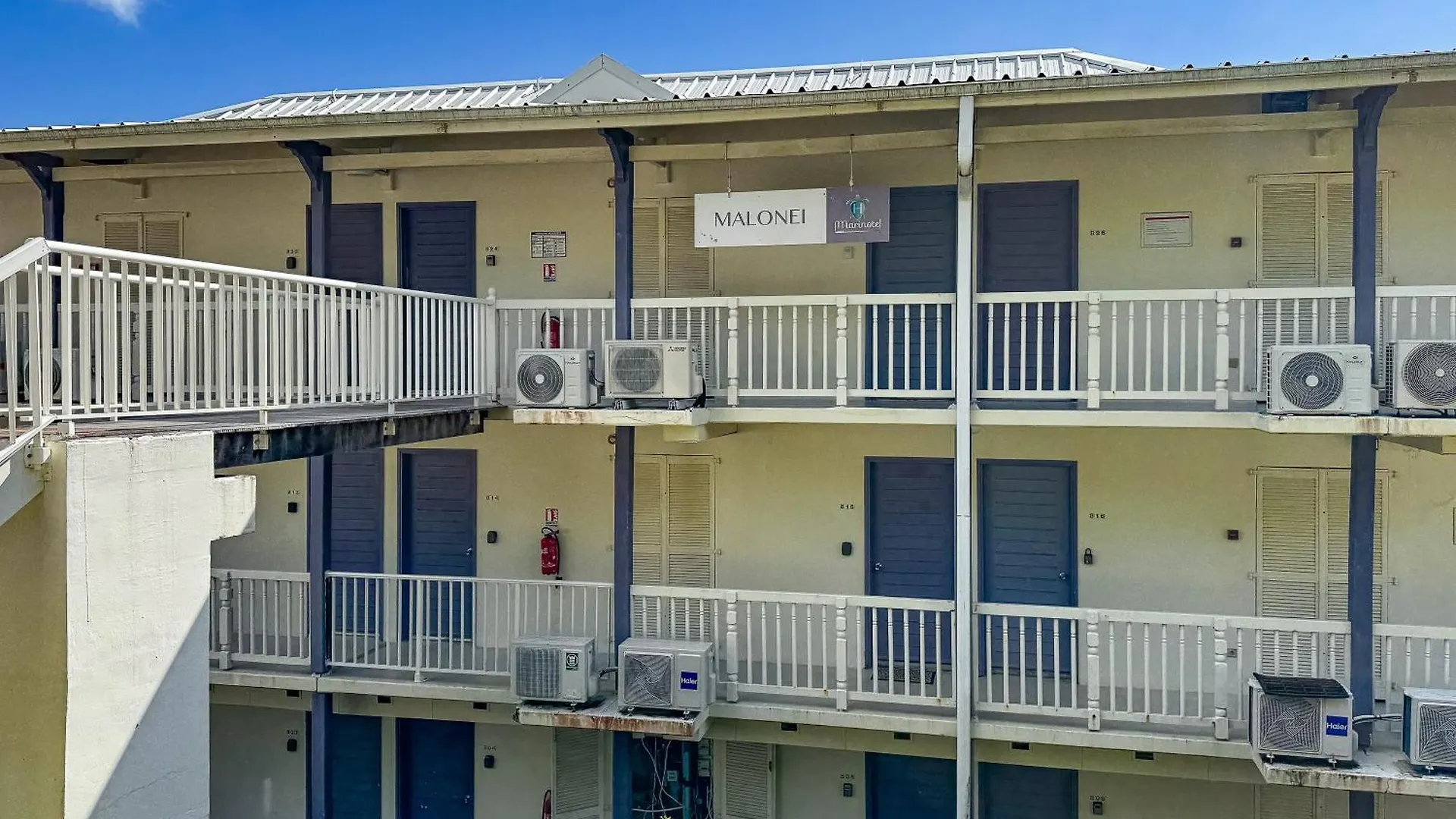 La Cherry 821 - Climatisation Vue Mer Piscine Le Diamant 0*,  Martinique