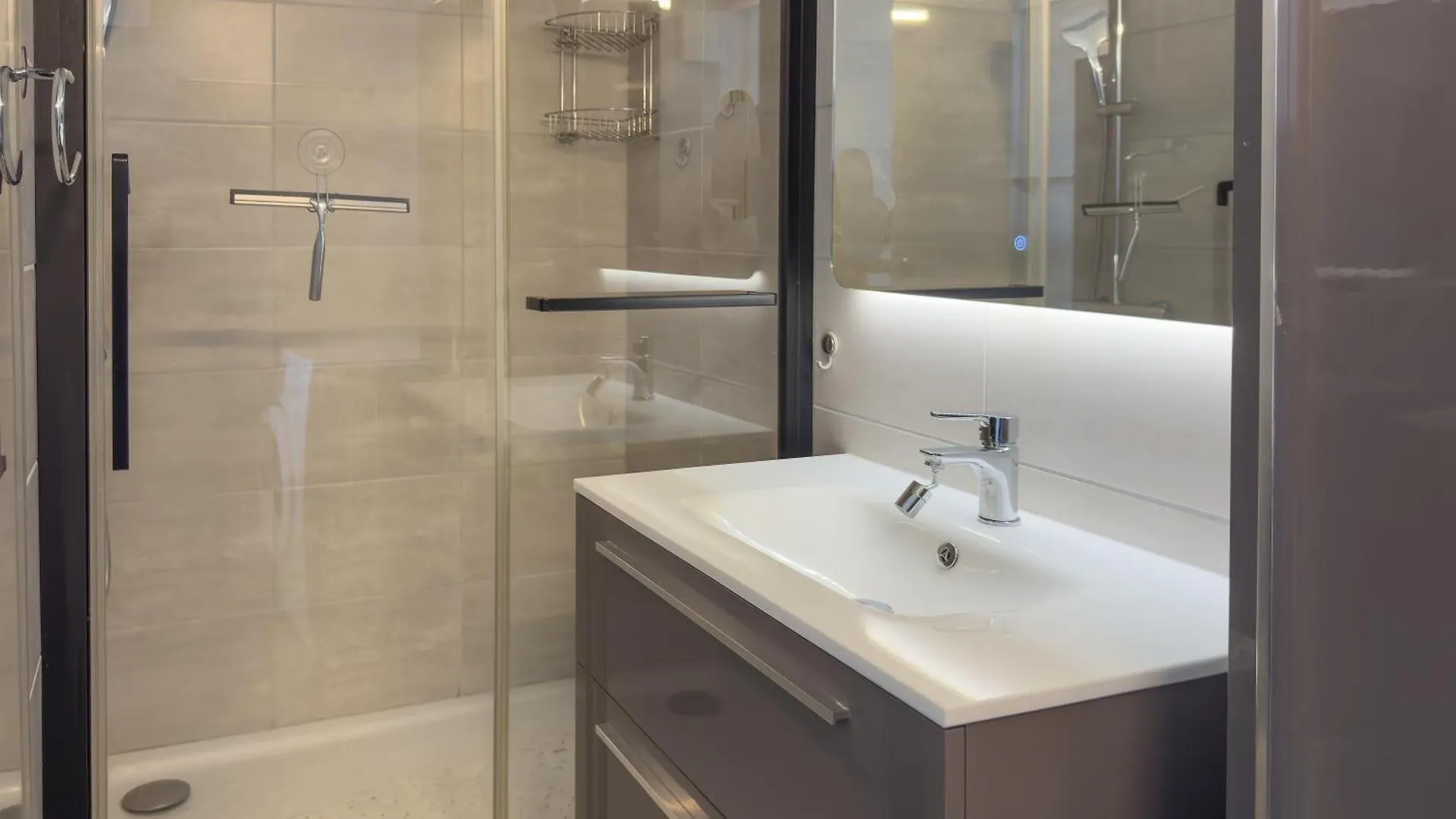 Apartment La Cherry 821 - Climatisation Vue Mer Piscine Le Diamant
